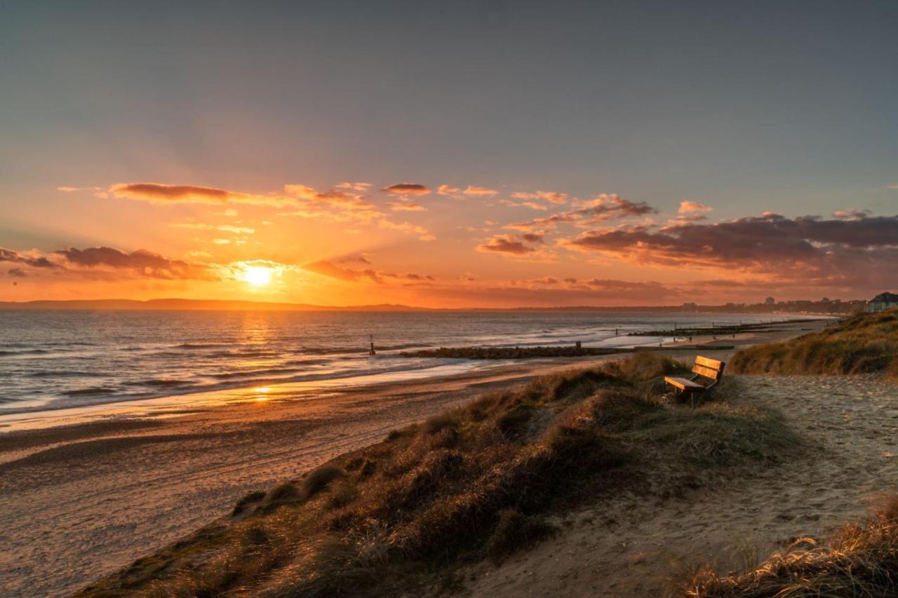 Sea Breeze - Coast Leilighet Bournemouth Eksteriør bilde
