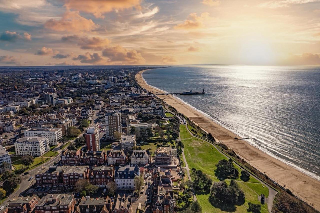 Sea Breeze - Coast Leilighet Bournemouth Eksteriør bilde